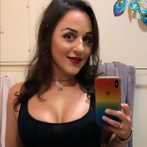 Meet your Posher, Tara